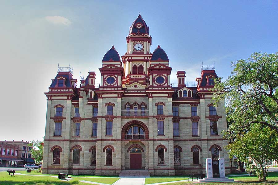 Lockhart TX Courthouse lockhart real estate