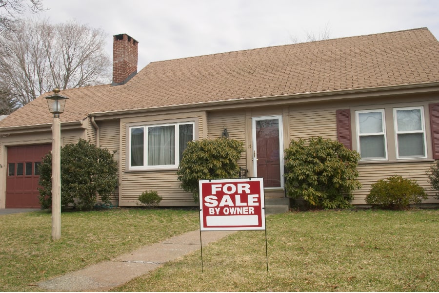 A beautiful home for Sale in Bastrop or Luling.