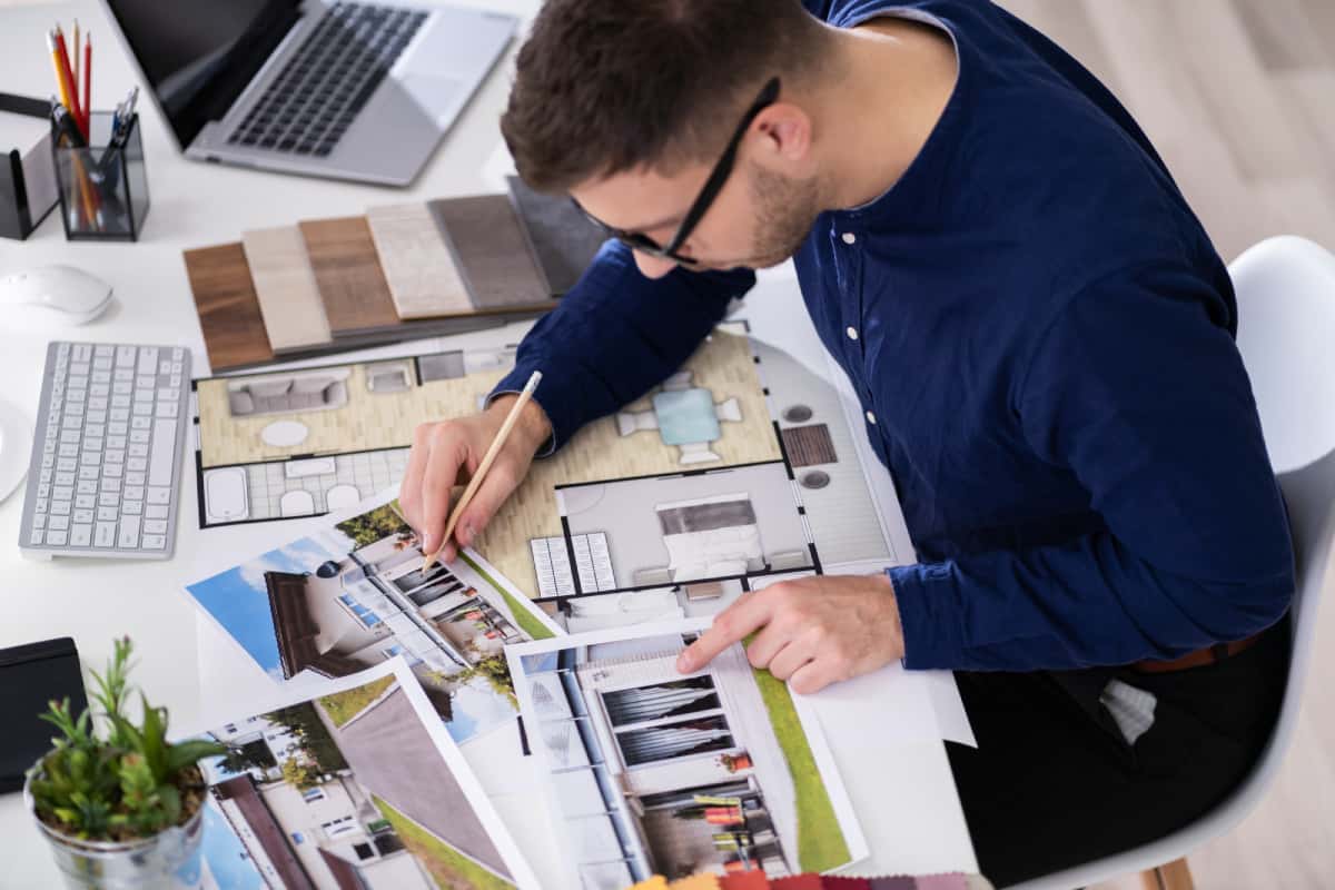 designer working on home staging