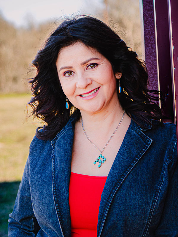 Lockhart real estate agent Raquel Barron