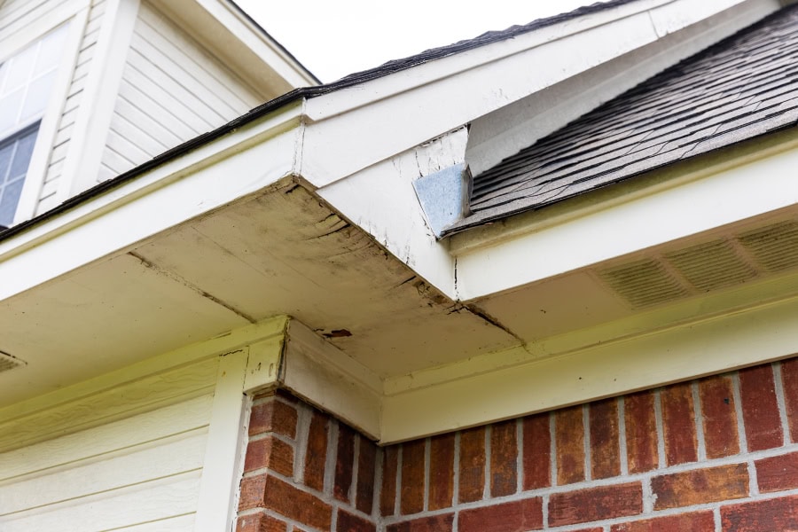 picture of ceiling damaged by clogged moisture